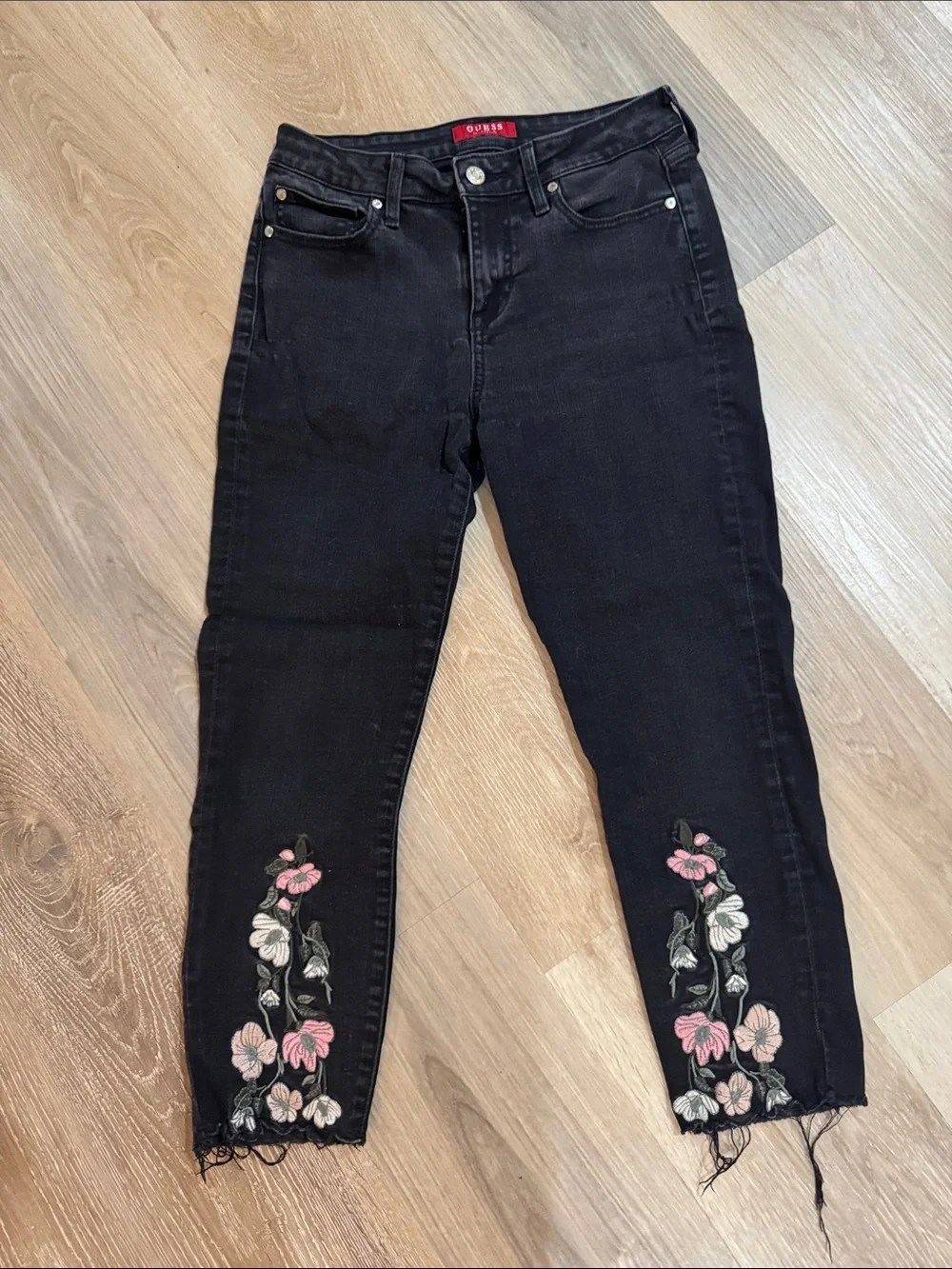 GUESS Black Cropped Jeans with Pink & Cream Floral Embroidery - Picture 2 of 3